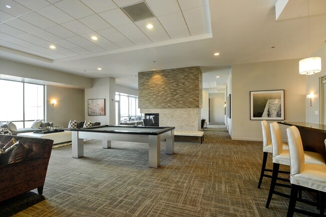 Building Photo - 1201 S Prairie Ave