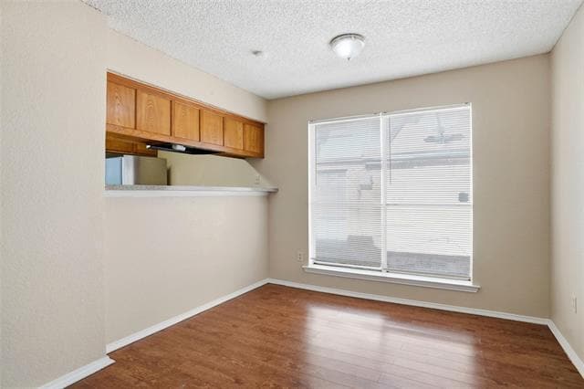 Foto del edificio - 2408 Summer Pl Dr