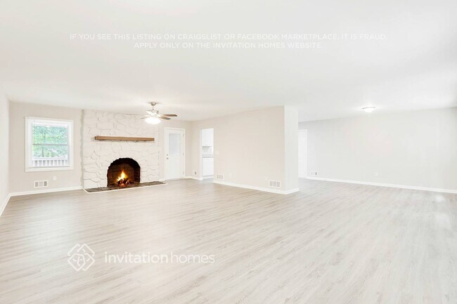 Foto del edificio - 2045 Blackwell Rd