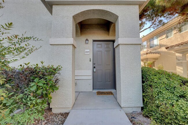 Foto del edificio - 9050 W Warm Springs Rd
