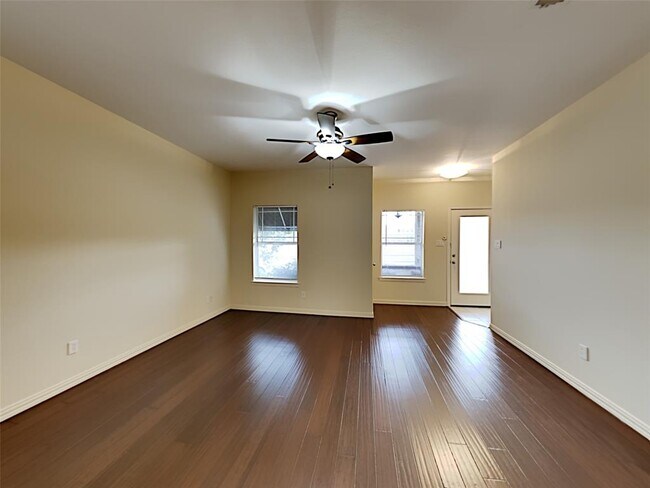Building Photo - 4301 Frazier Ave