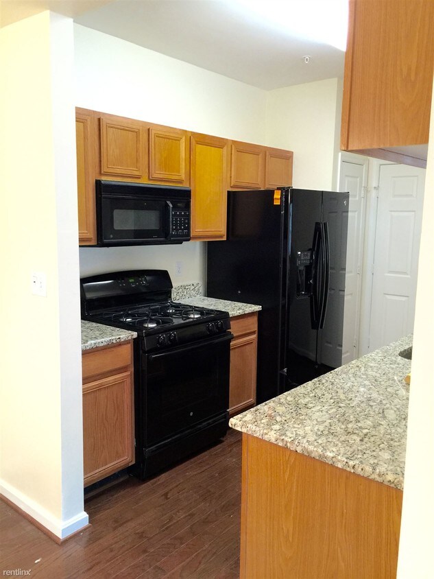 Foto principal - 119 Westwick Ct