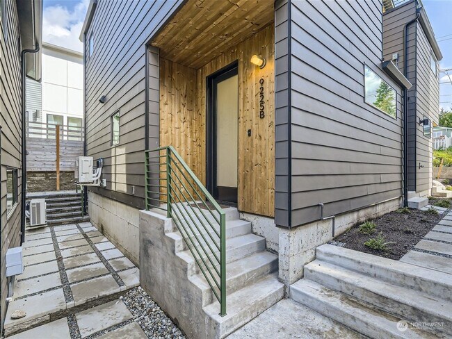 Building Photo - ** MOVE IN SPECIAL ** New 2 Bedroom Townho...