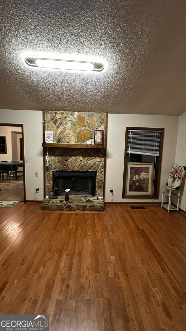 Foto del edificio - 3966 N Indian Cir NW