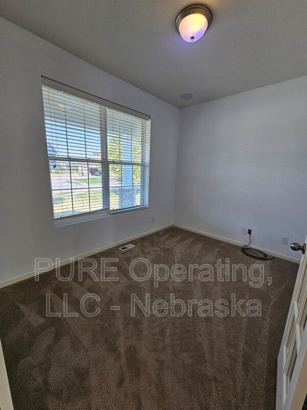 Building Photo - 14953 Sage Cir