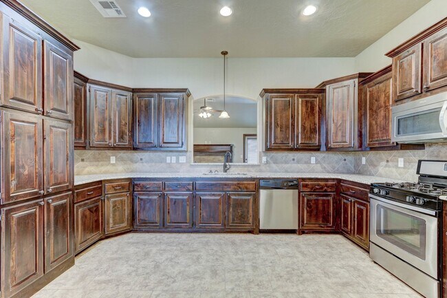 Foto del edificio - 920 SW 13th St