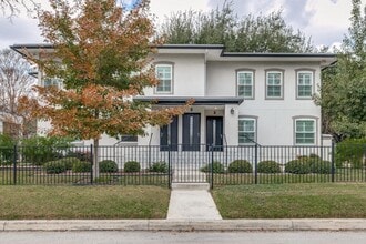 Building Photo - 488 E Olmos Dr