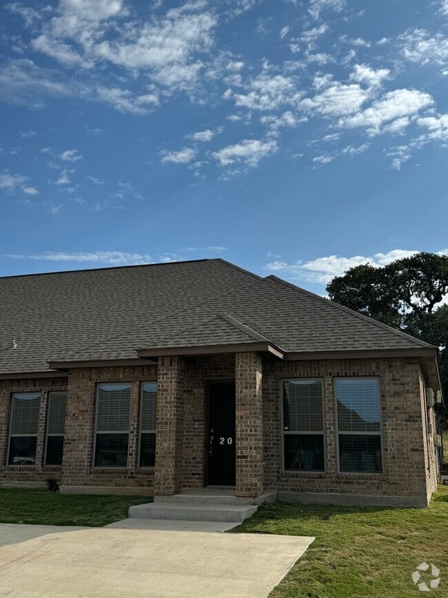 Building Photo - 1093 Grindstone Rd