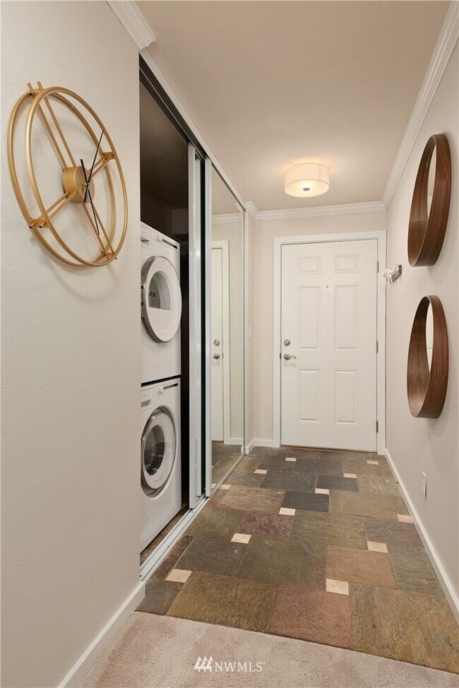 Foto del edificio - 1422 NW 63rd St