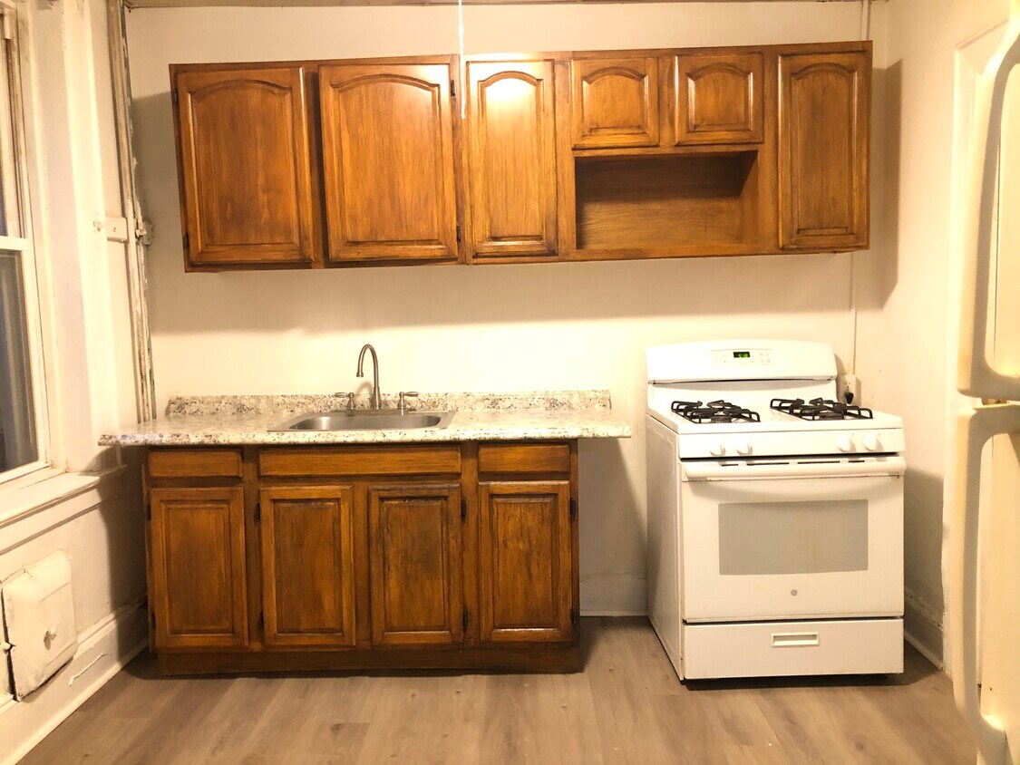 Foto principal - 351 Forrest St