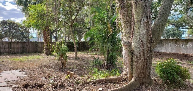 Building Photo - 525 Kilshore Ln