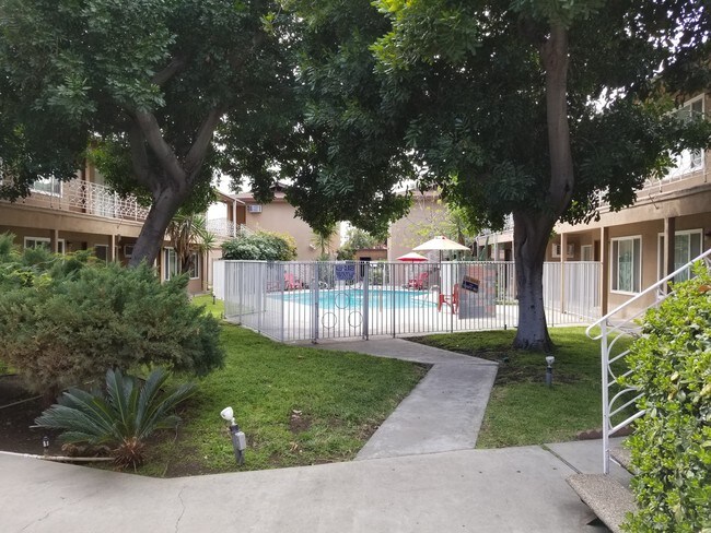 Front Entrance - 265 San Marcos St