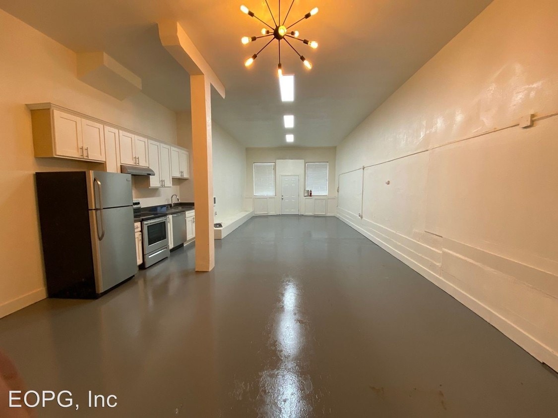 Building Photo - 1478 MacArthur Blvd