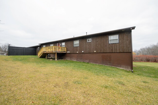 Foto del edificio - 4818 McDonald Rd