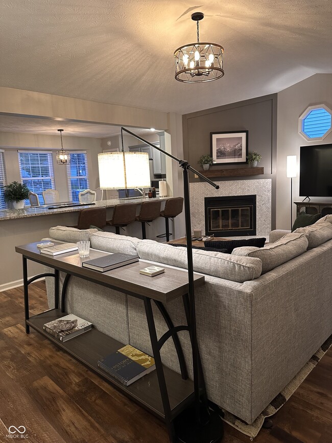 Building Photo - 9209 N Park Ave