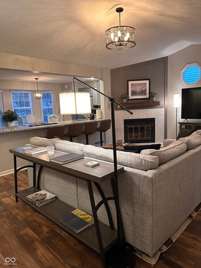 Foto del edificio - 9209 N Park Ave