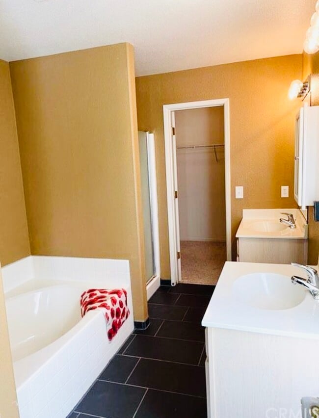 Building Photo - 3755 Morningside Ave