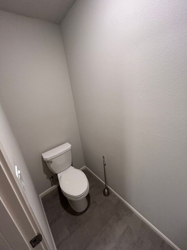 Foto del edificio - Well Maintained 3 Bedroom, 2 Bath House in McMinnville