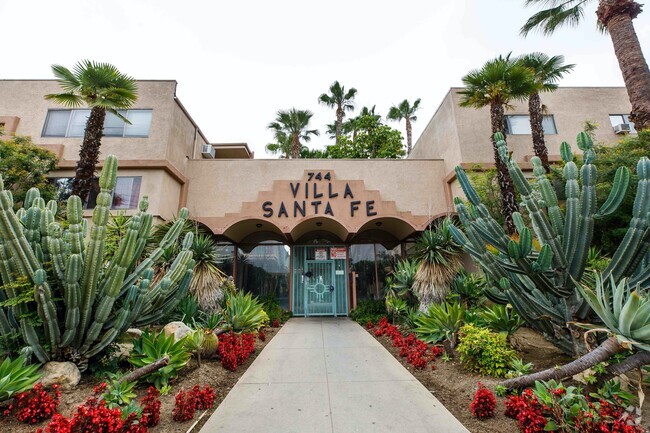 Building Photo - Villa Santa Fe