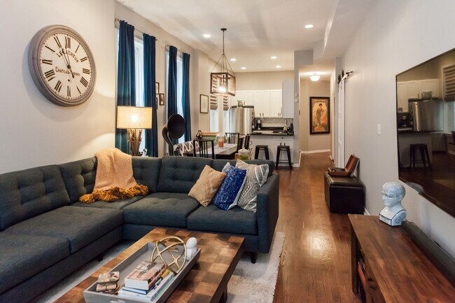 Foto del edificio - 854 N Paulina St
