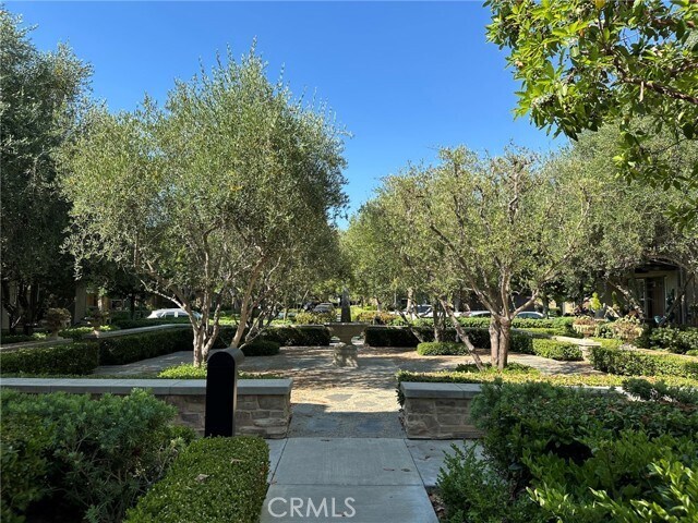 Building Photo - 216 Coral Rose