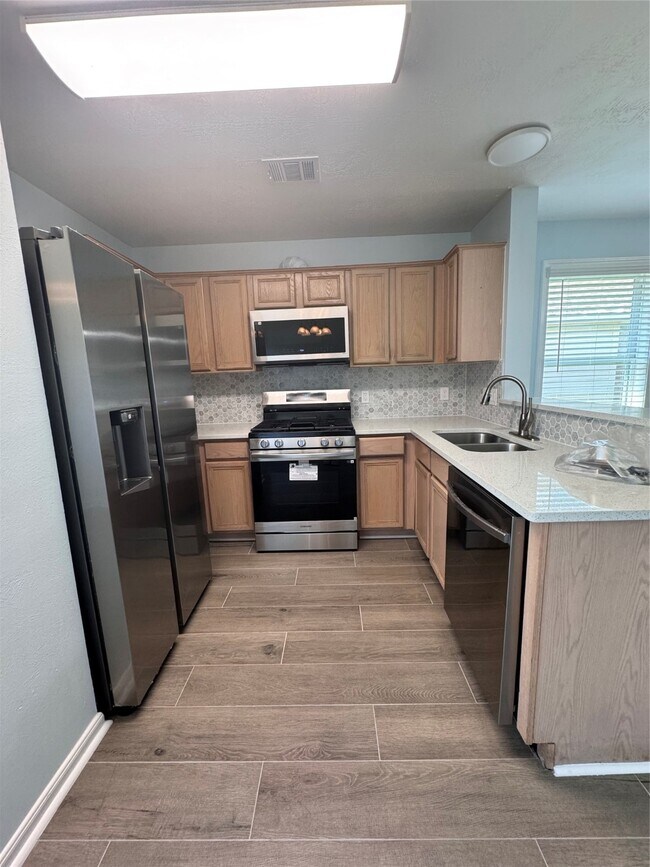 Foto del edificio - 18923 Larkspur Hills Dr