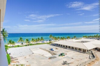 Building Photo - 1950 S Ocean Dr