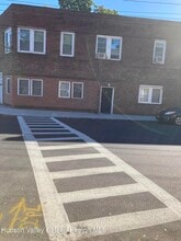 Building Photo - 45 Livingston St