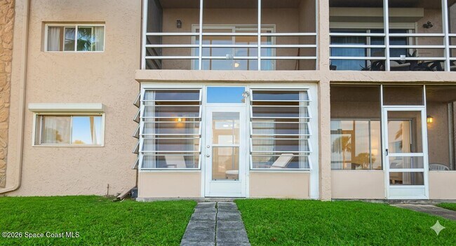 Foto del edificio - 3150 N Harbor City Blvd