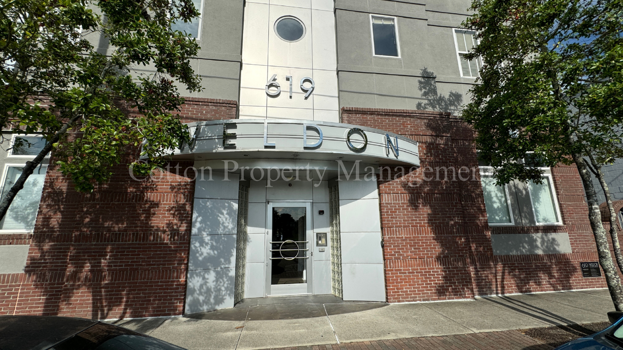 Foto principal - 1BD/1BA w/Office - Second Floor Unit at Th...