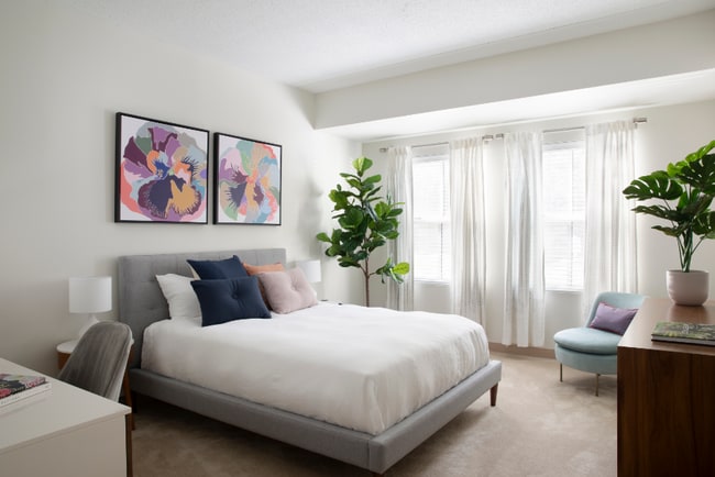 Interior Photo - Avana Cliffside