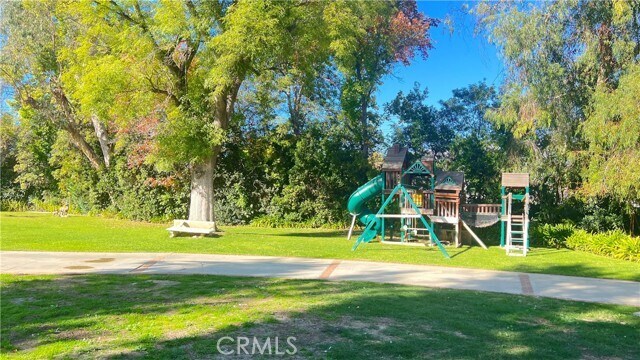 Foto del edificio - 2830 E California Blvd