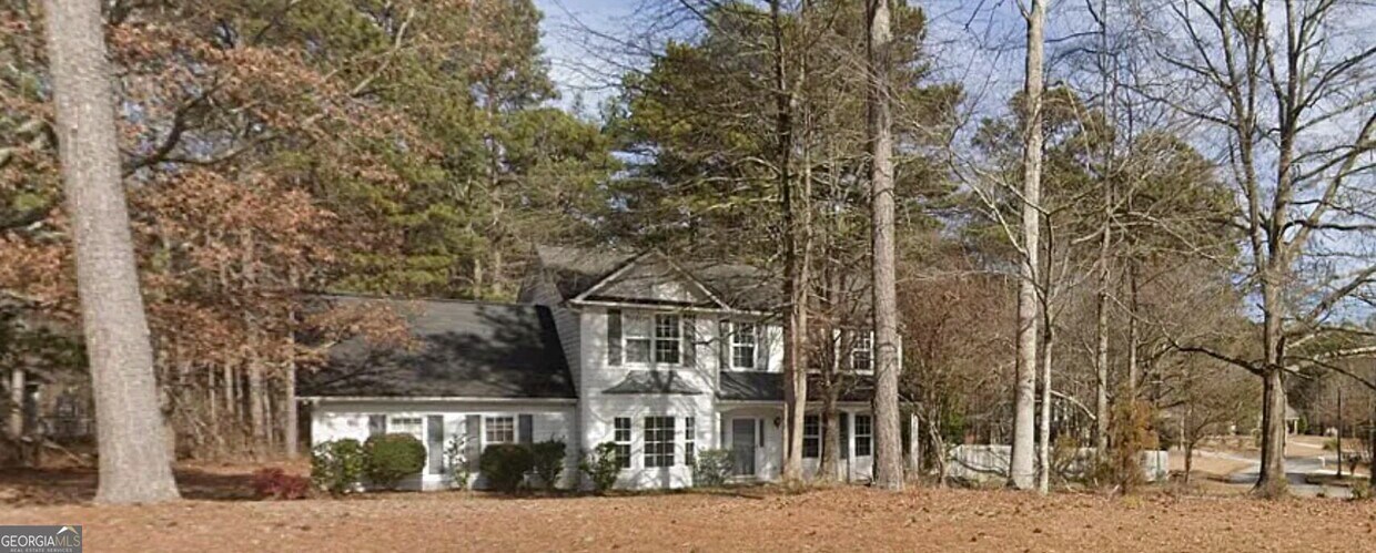 Foto principal - 8606 Foxridge Dr