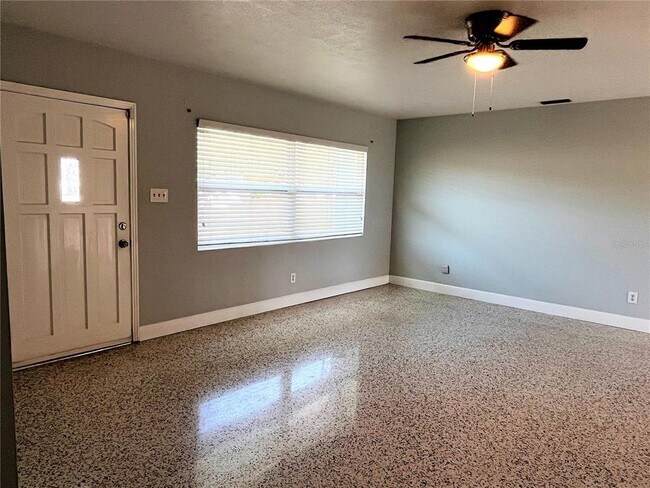 Foto del edificio - 708 N Parsons Ave