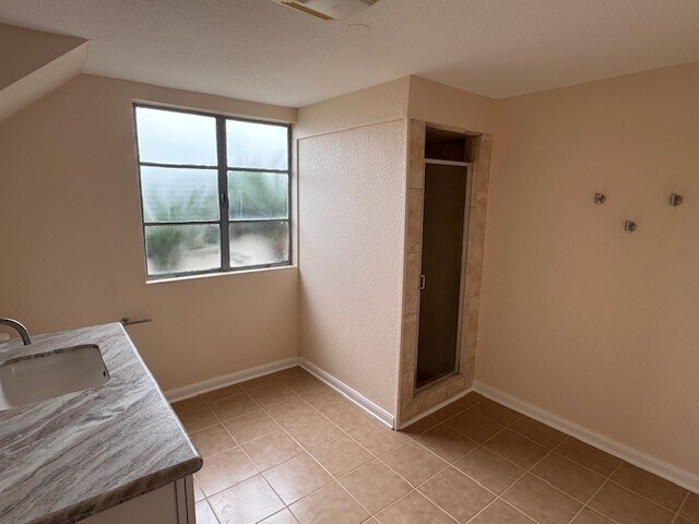 Foto del edificio - 60 Tarpon St