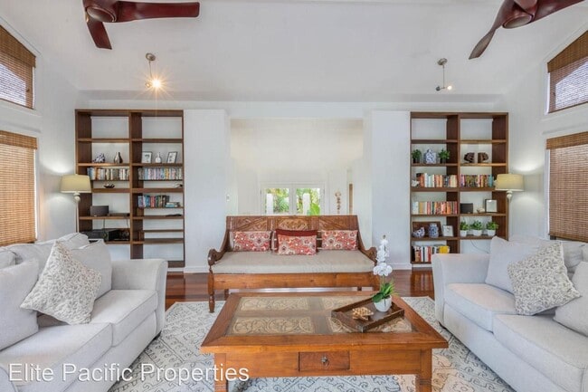 Building Photo - 3 br, 2.5 bath House - 4158 Kamalani Lane