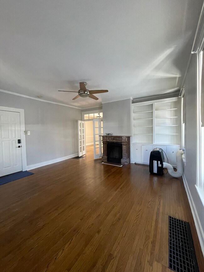 Foto del edificio - 134 E Maple St