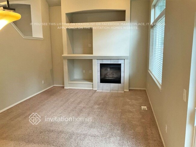 Building Photo - 14903 24th Ave E