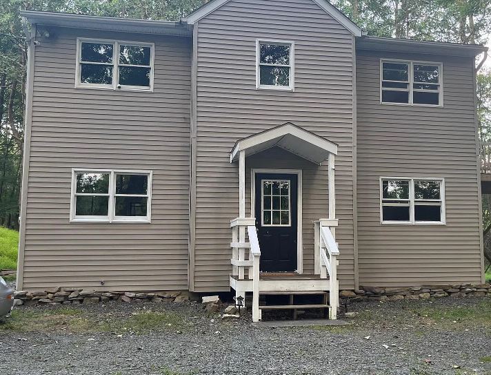 Primary Photo - 400 Cedar Dr
