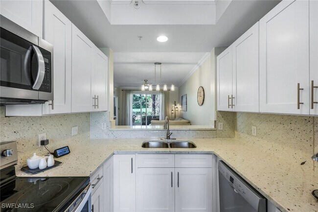 Foto del edificio - 2895 Cypress Trace Cir