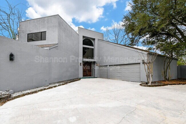 Foto del edificio - 8115 Fondren Lake Dr