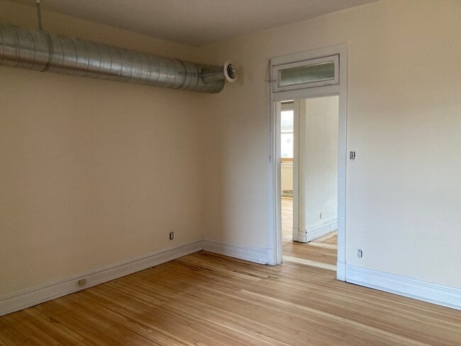 Building Photo - 911 Galveston Ave