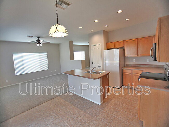 Building Photo - 6512 W Range Mule Dr