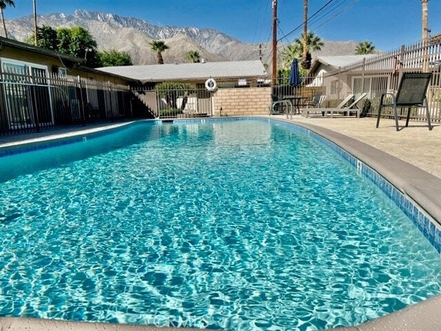Foto del edificio - 686 E Cottonwood Rd