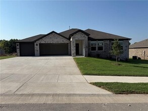 Building Photo - 1031 Vista Dr