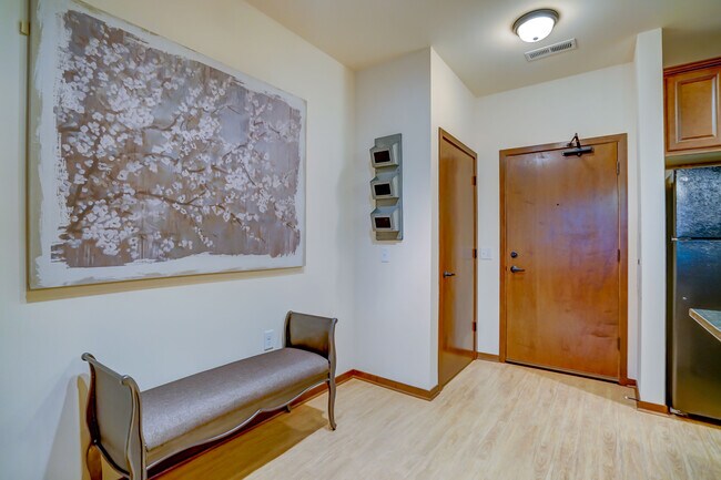 1BD Madison- Entrance - The Addison