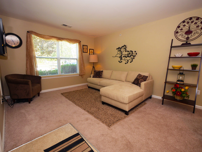 Canterbury House Apartments - Jackson Apartments - Jackson, MI ...