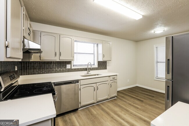 Foto del edificio - 4771 N Springs Rd NW