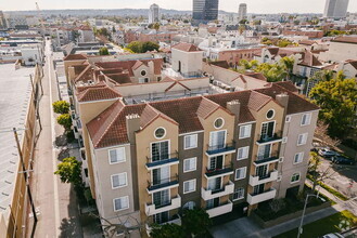 Building Photo - Marbella Apartments