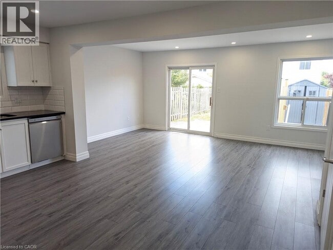 Building Photo - 507 Highbrook Ct